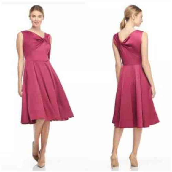 Gal Meets Glam Noelle Twist Bow Dress Berry Womens